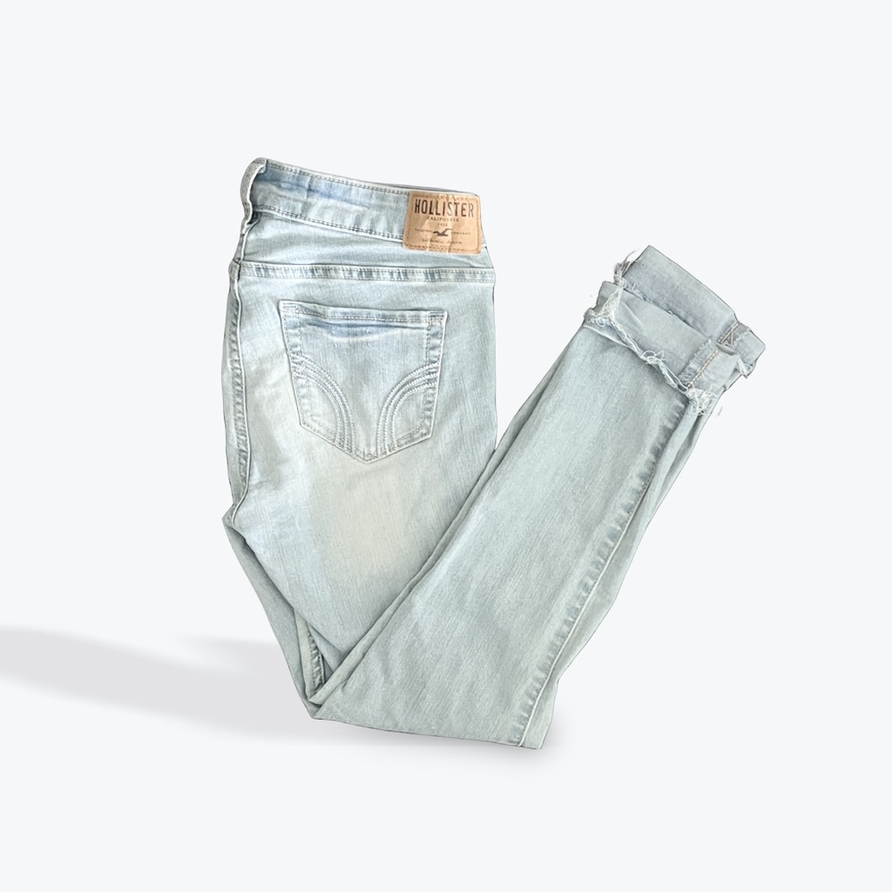 Hollister Cropped Ripped Jeans W25